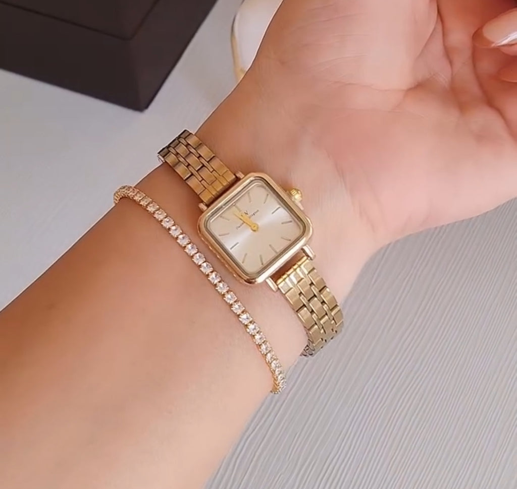 Gold WD watch with Diamond Band