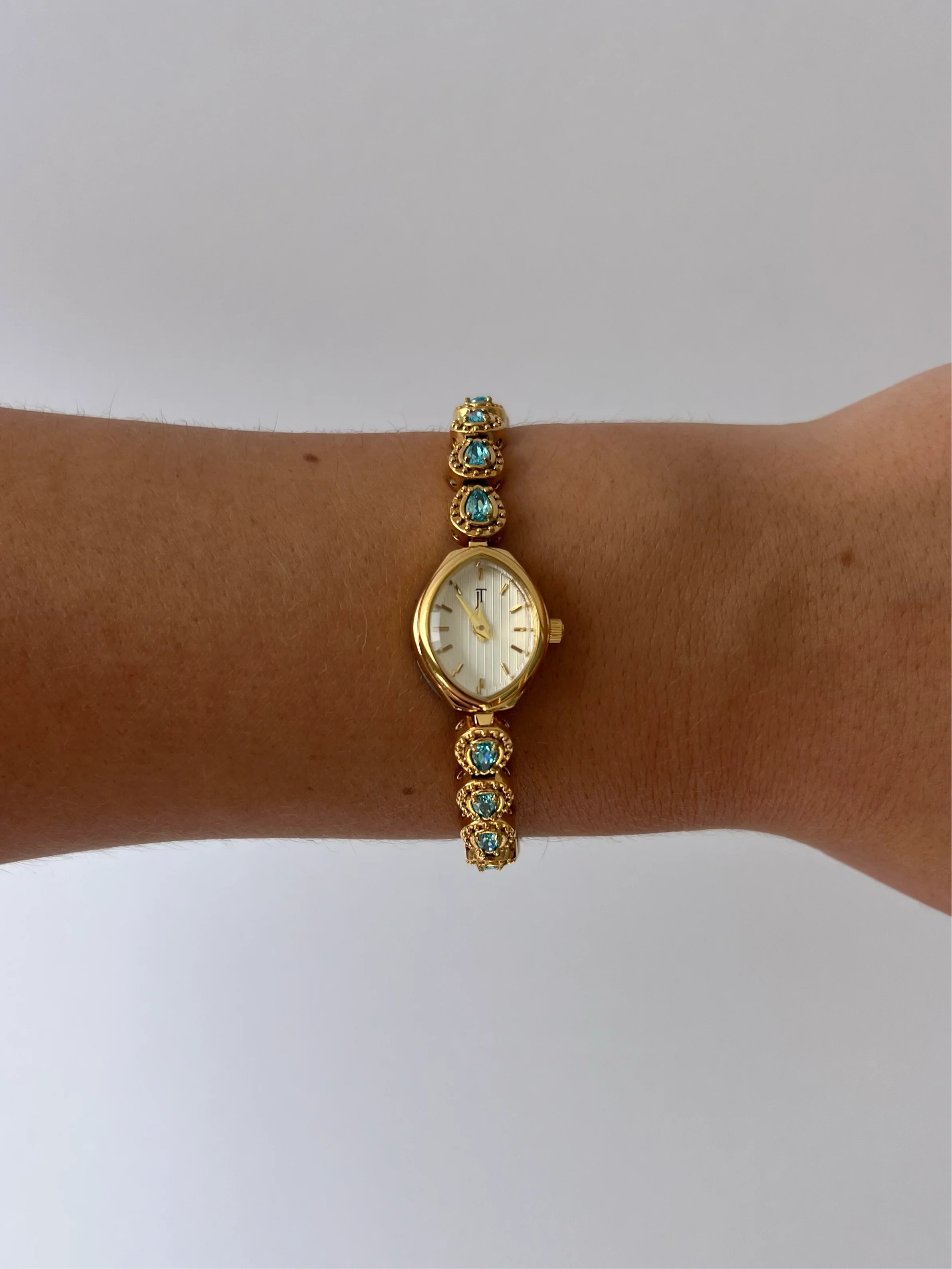 Vintage Blue Diamond Gold Watch